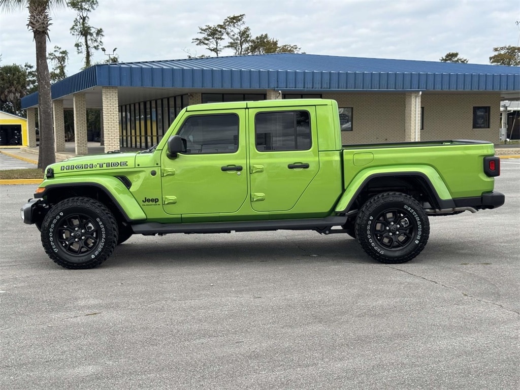 New 2025 Jeep Gladiator HIGH TIDE 4X4 Pickup