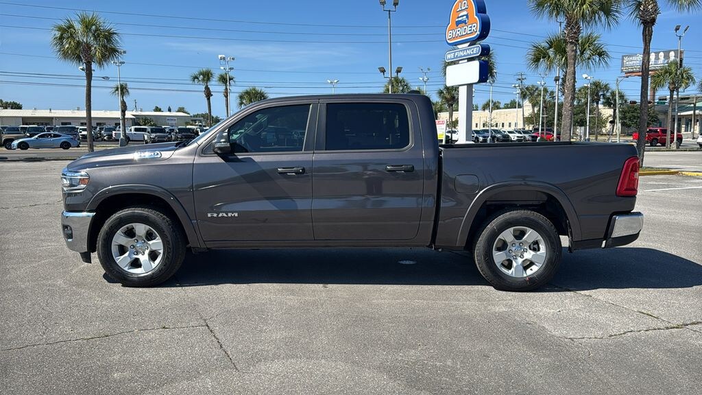 New 2026 Ram 1500 BIG HORN CREW CAB 4X2 5'7 BOX Pickup