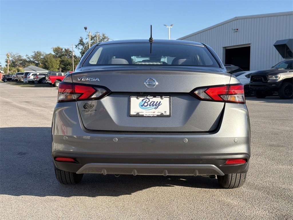 Used 2021 Nissan Versa 1.6 S Sedan