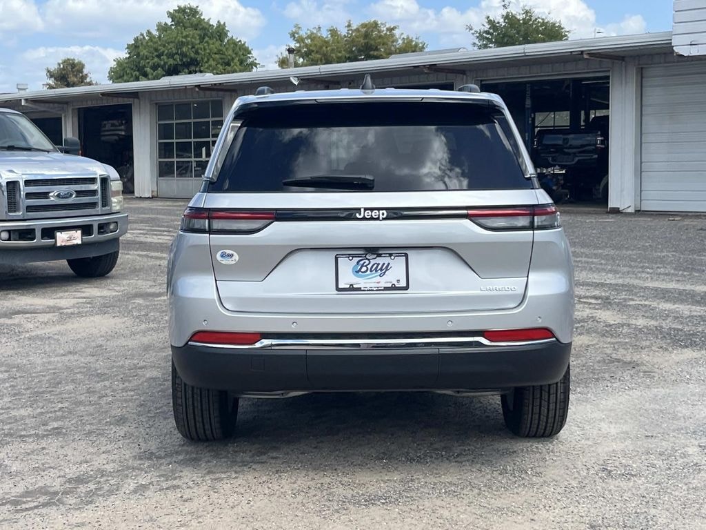 New 2025 Jeep Grand Cherokee LAREDO X 4X2 Sport Utility