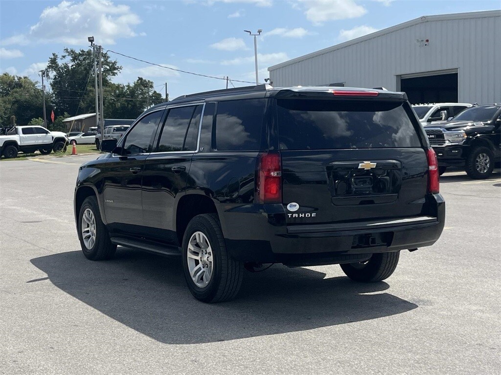 2020 Chevrolet Tahoe LT photo 2