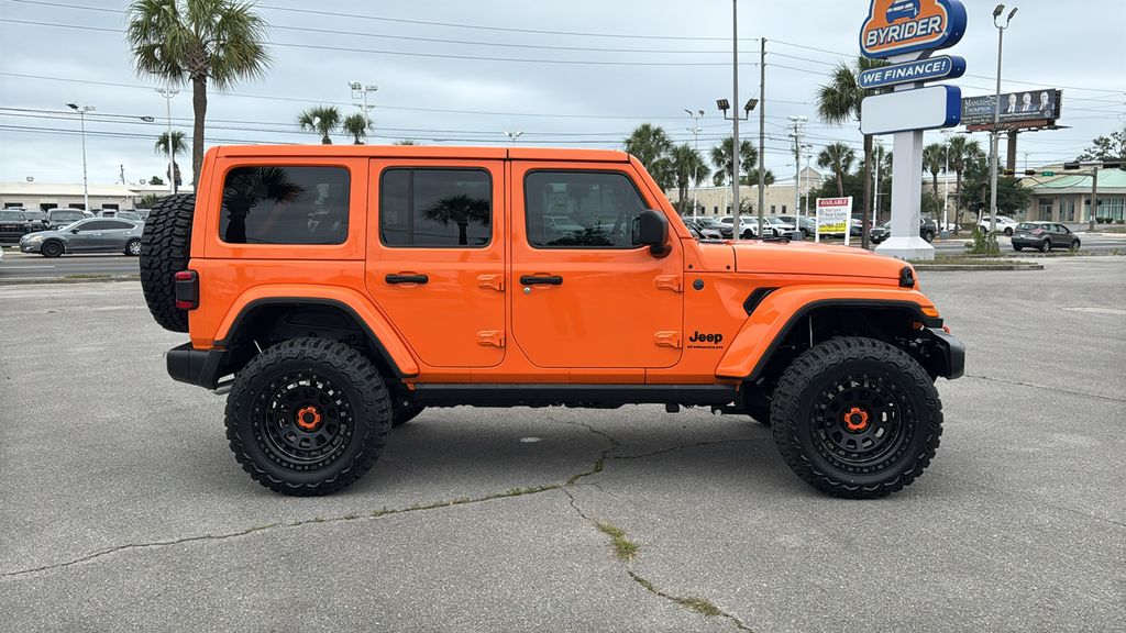 2025 Jeep Wrangler 4-Door Sahara - Photo 7