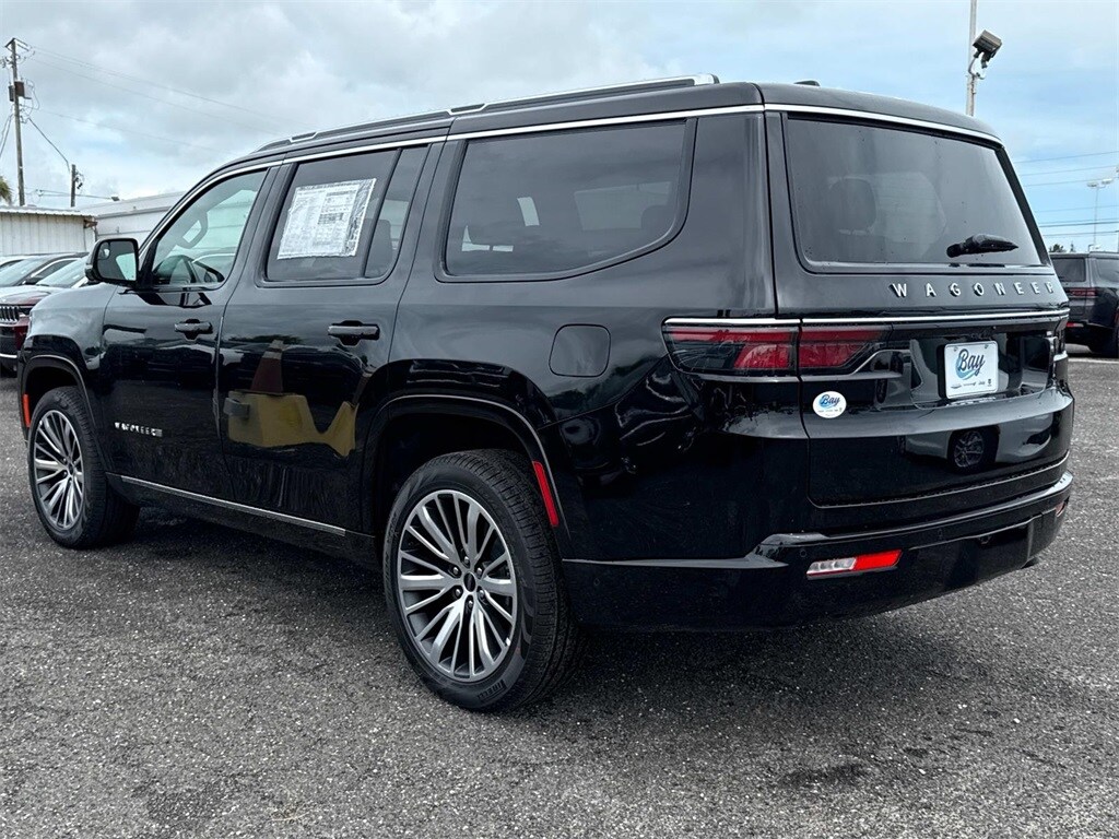 2025 Jeep Wagoneer Limited photo 3