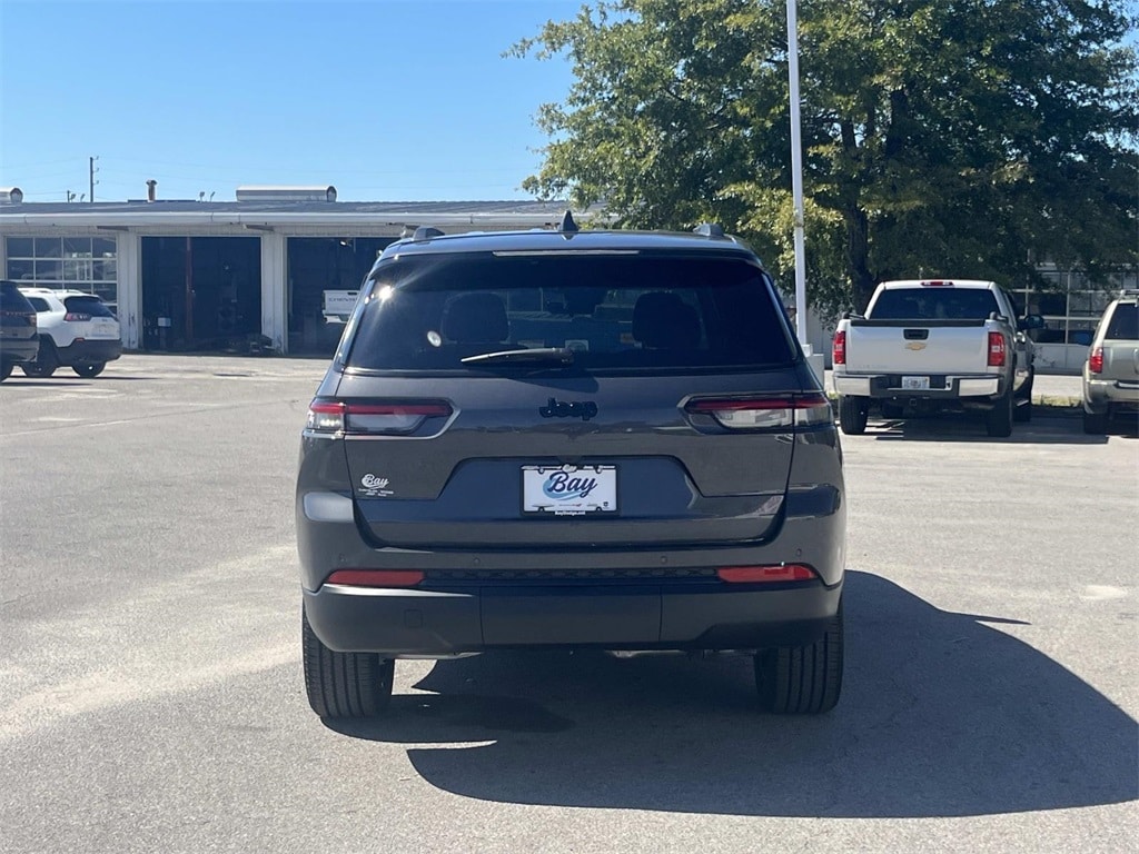 New 2025 Jeep