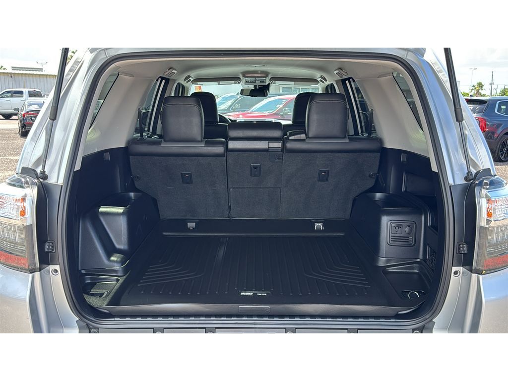 2021 Toyota 4Runner SR5 Premium - Photo 15