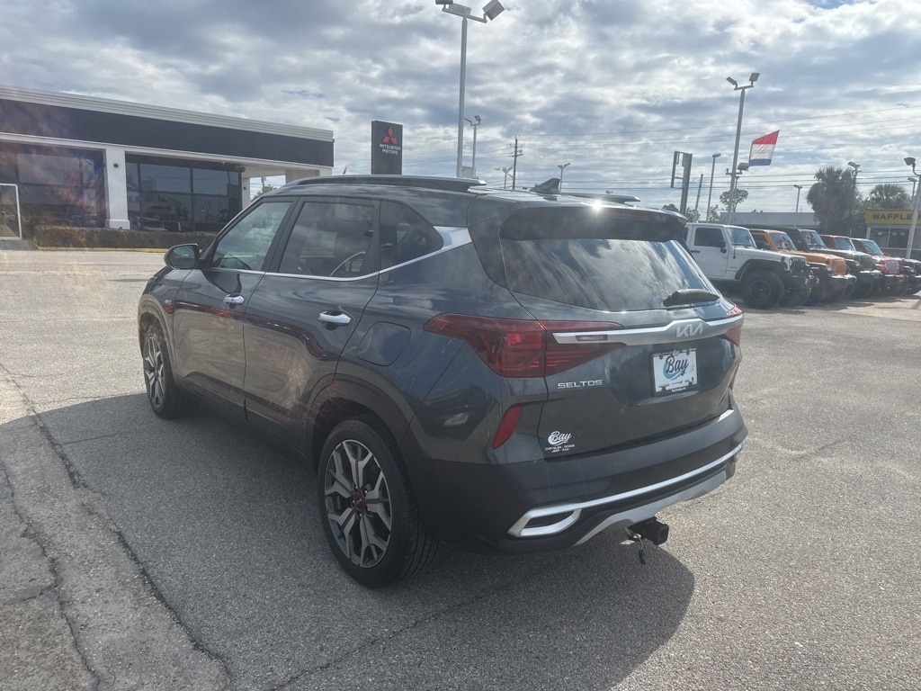 Used 2023 Kia Seltos SX SUV