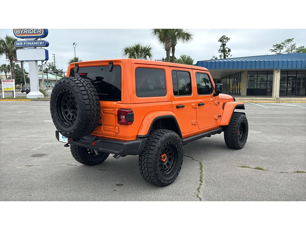 2025 Jeep Wrangler 4-Door Sahara - Photo 6