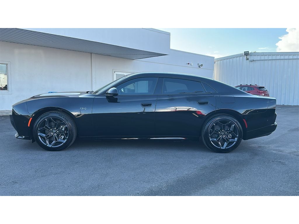 New 2026 Dodge Charger R/T PLUS 4-DOOR AWD Sedan