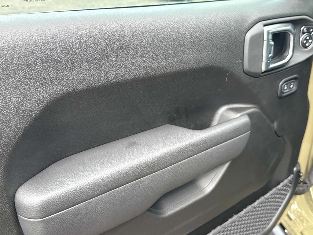2025 Jeep Wrangler 4-Door Willys - Photo 14