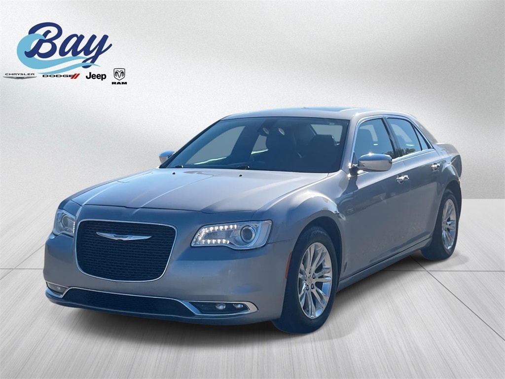 2017 Chrysler 300C Base