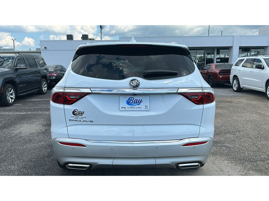 Used 2022 Buick Enclave Essence Sport Utility