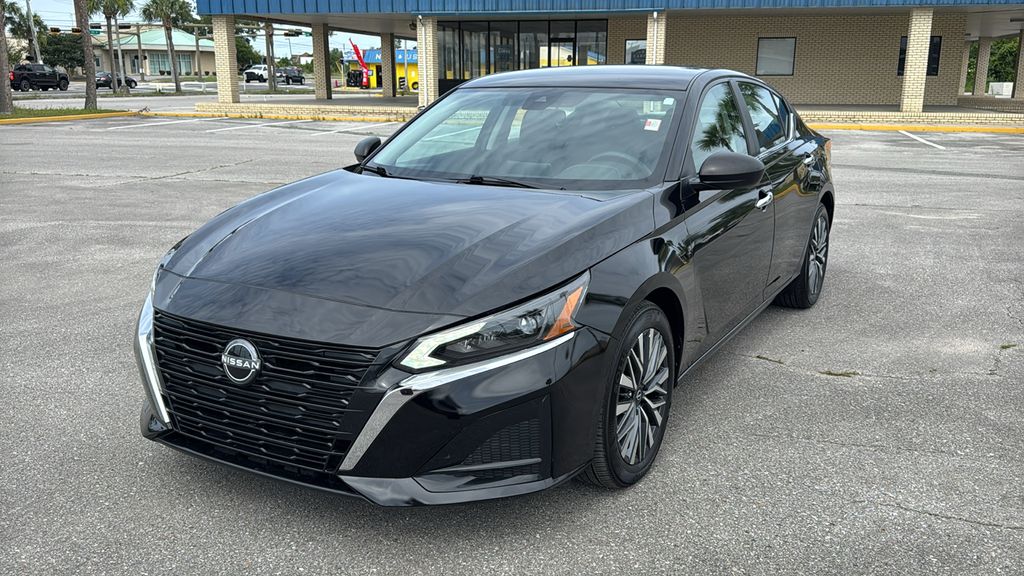 2025 Nissan Altima 2.5 SV's photo