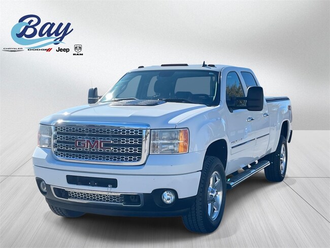 2014 GMC Sierra 2500HD Denali Truck Crew Cab