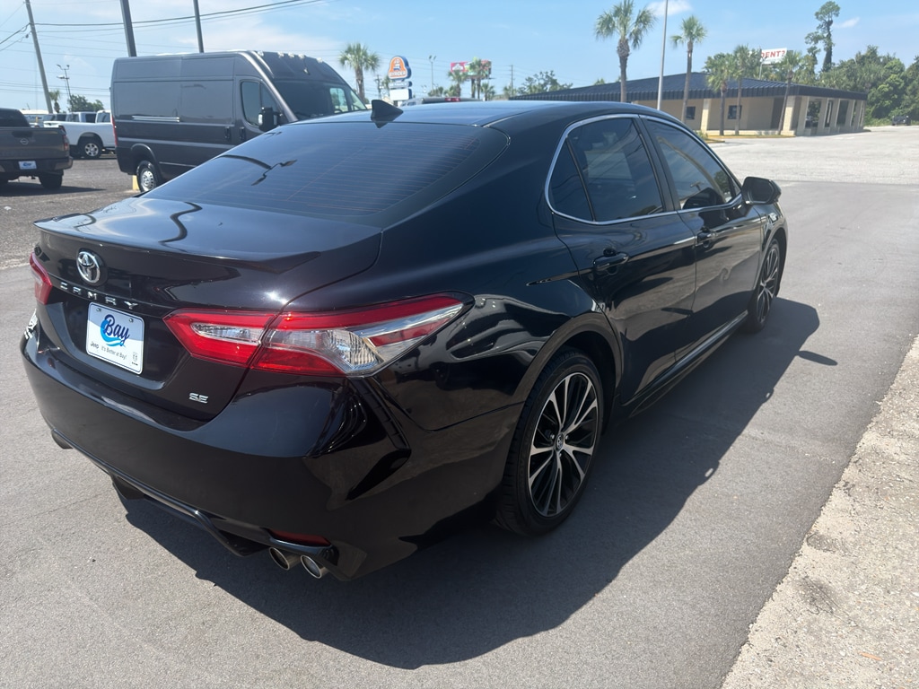 Used 2019 Toyota Camry SE Sedan