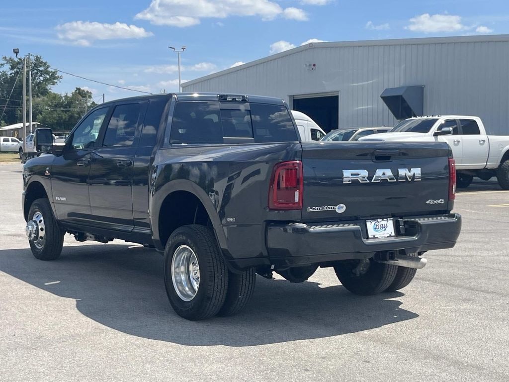 New 2026 Ram 3500 LARAMIE MEGA CAB 4X4 6'4 BOX Pickup