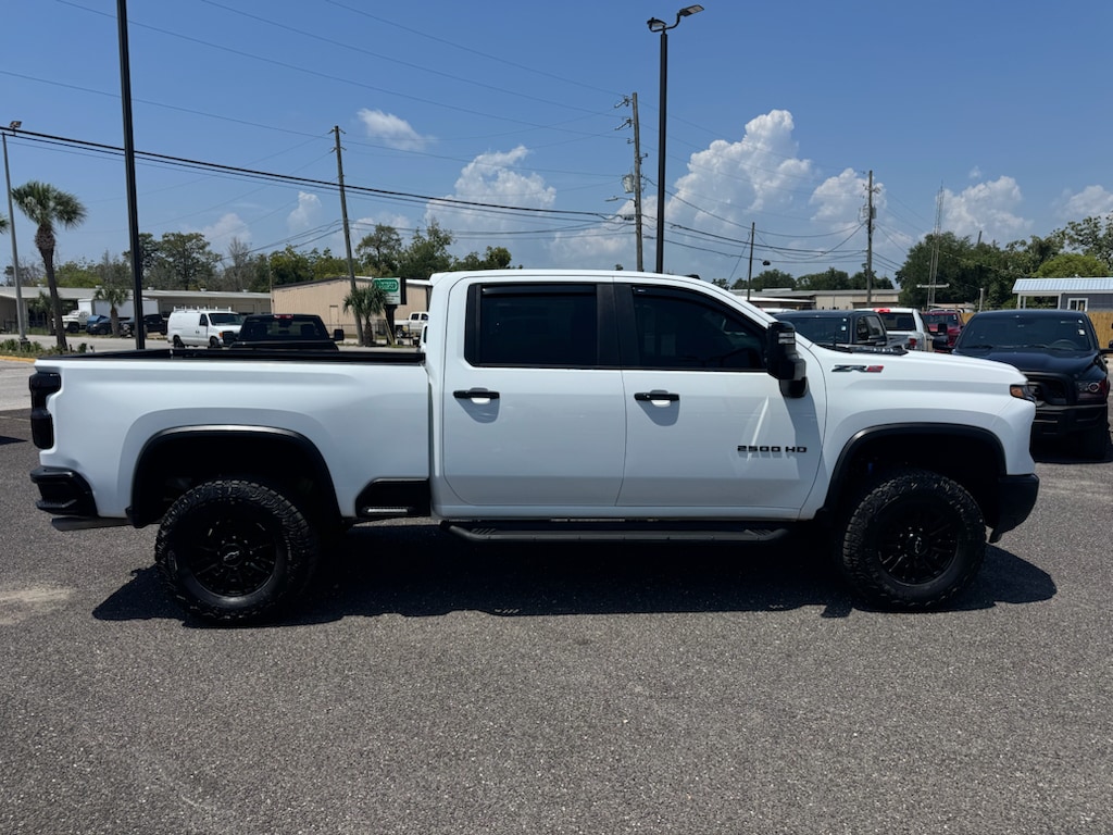 Used 2025 Chevrolet Silverado ZR2 Crew Cab