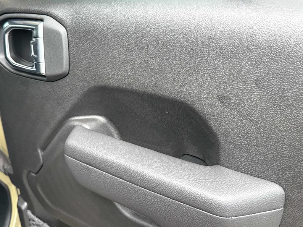 2025 Jeep Wrangler 4-Door Willys - Photo 19