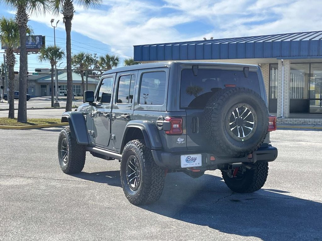 New 2026 Jeep Wrangler 4-DOOR RUBICON X Sport Utility