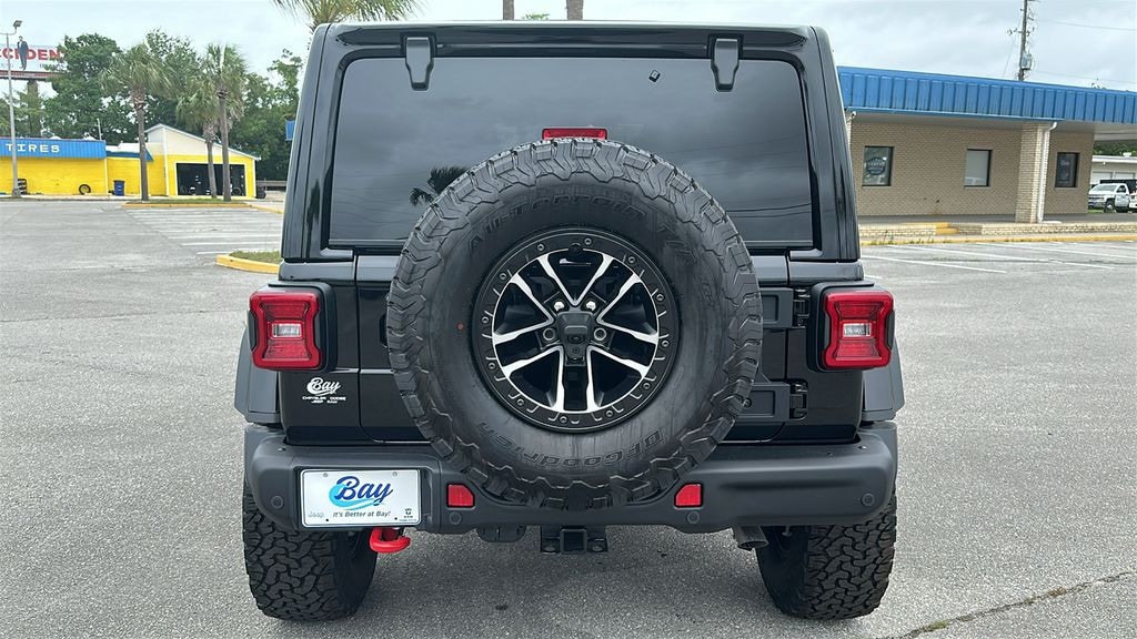 New 2026 Jeep Wrangler 4-DOOR RUBICON X Sport Utility