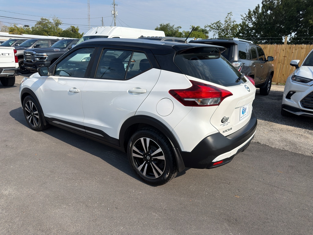 Used 2018 Nissan Kicks SR with VIN 3N1CP5CU2JL505033 for sale in Panama City, FL