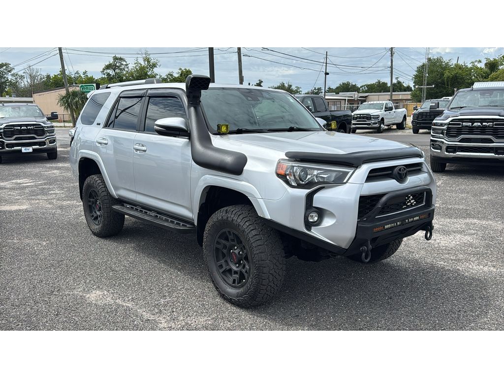 2021 Toyota 4Runner SR5 Premium - Photo 8