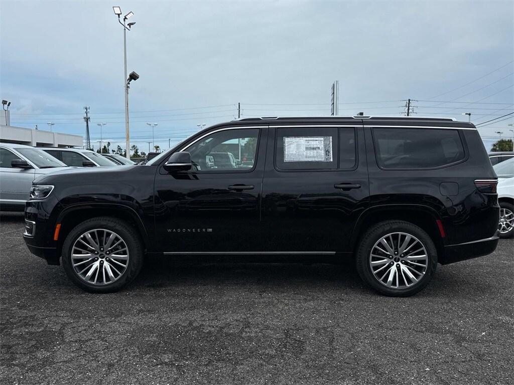 2025 Jeep Wagoneer Limited photo 2