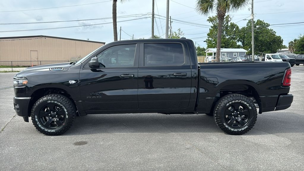 New 2026 Ram 1500 WARLOCK CREW CAB 4X4 5'7 BOX Pickup