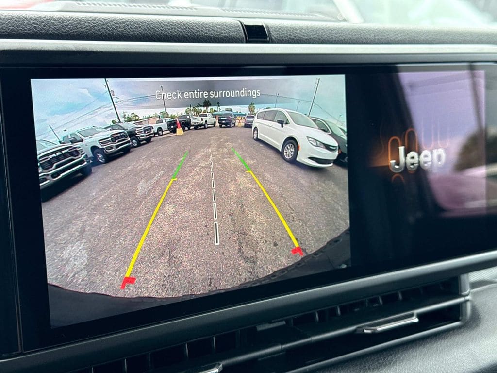 2025 Jeep Wrangler 4-Door Willys - Photo 29