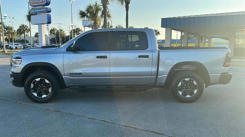 1C6SRFLT5MN642608