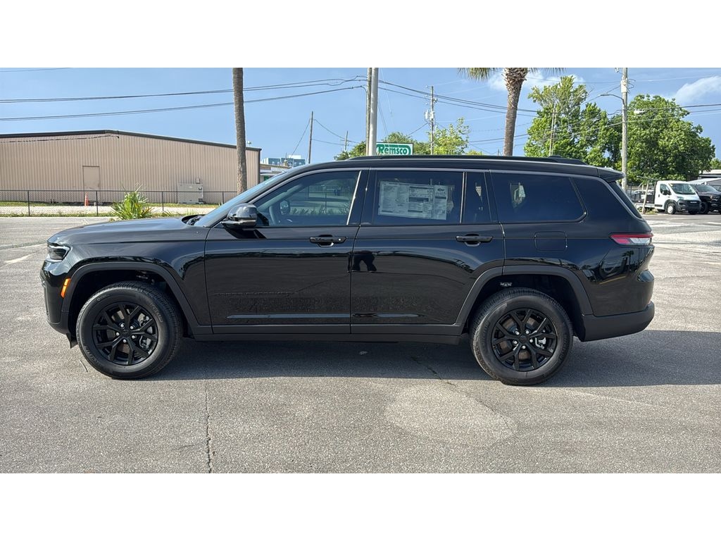New 2026 Jeep Grand Cherokee L Laredo Altitude Sport Utility