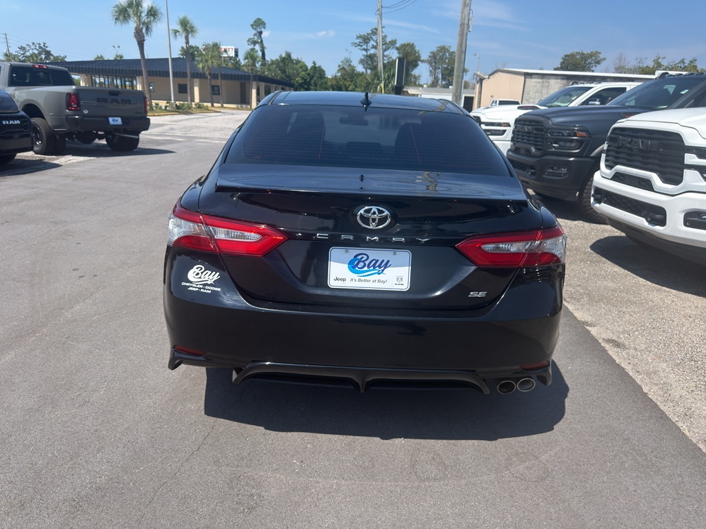 Used 2019 Toyota Camry SE Sedan