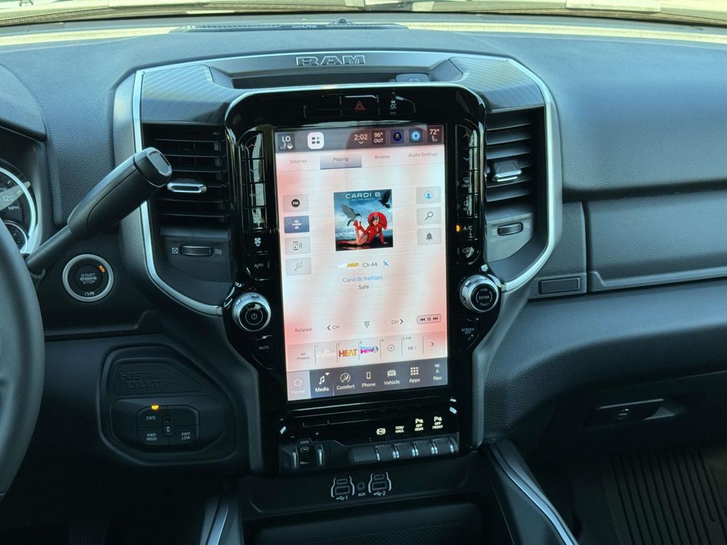 2026 RAM 2500 Big Horn - Photo 16