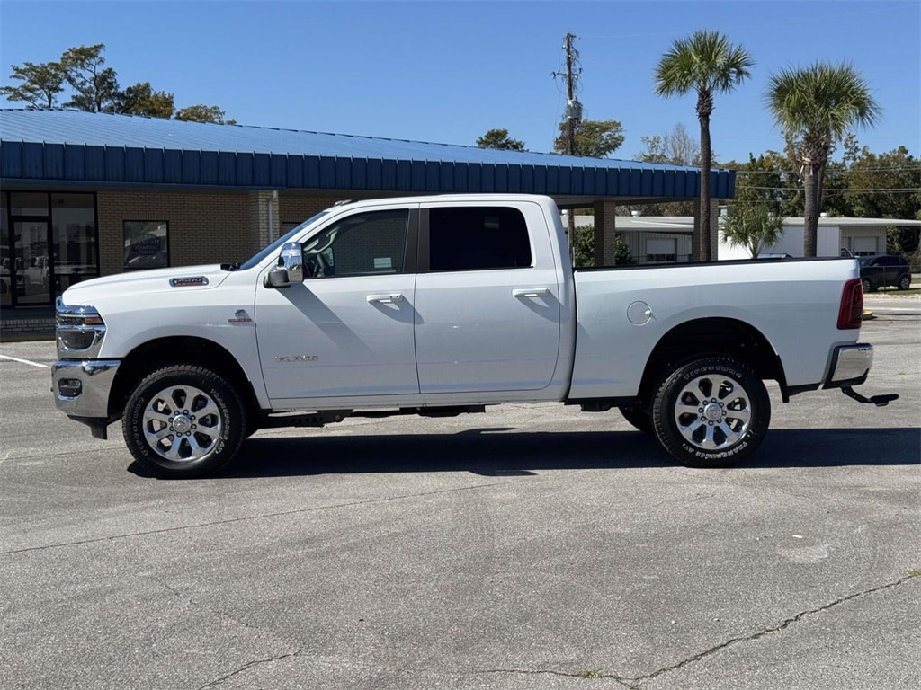 New 2026 Ram 2500 LARAMIE CREW CAB 4X4 6'4 BOX Pickup