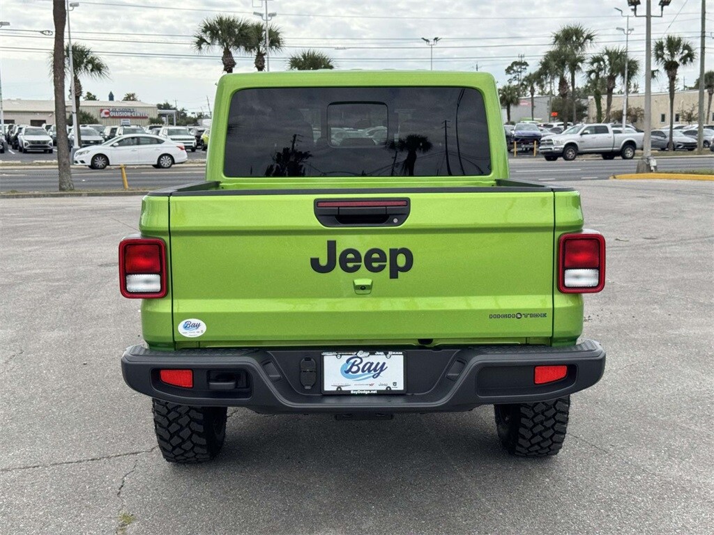 2025 Jeep Gladiator Sport photo 4