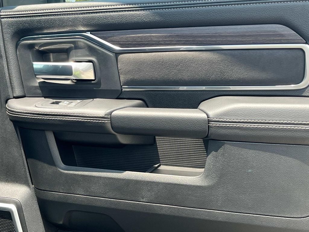 2026 RAM 2500 Laramie - Photo 16