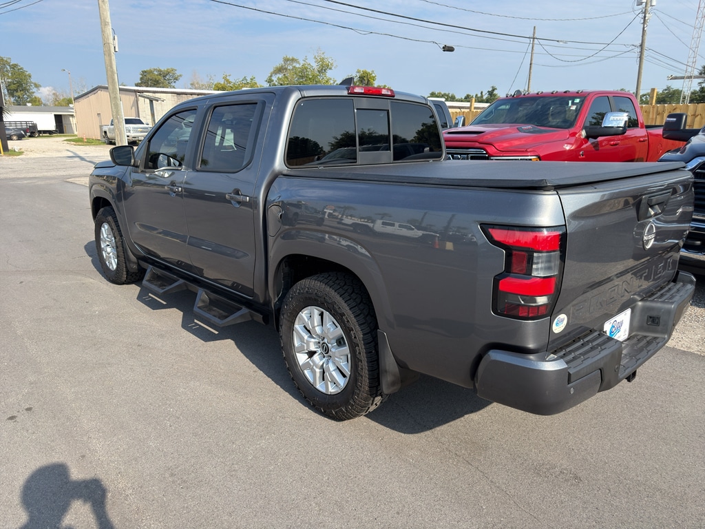 Used 2022 Nissan Frontier SV Crew Cab