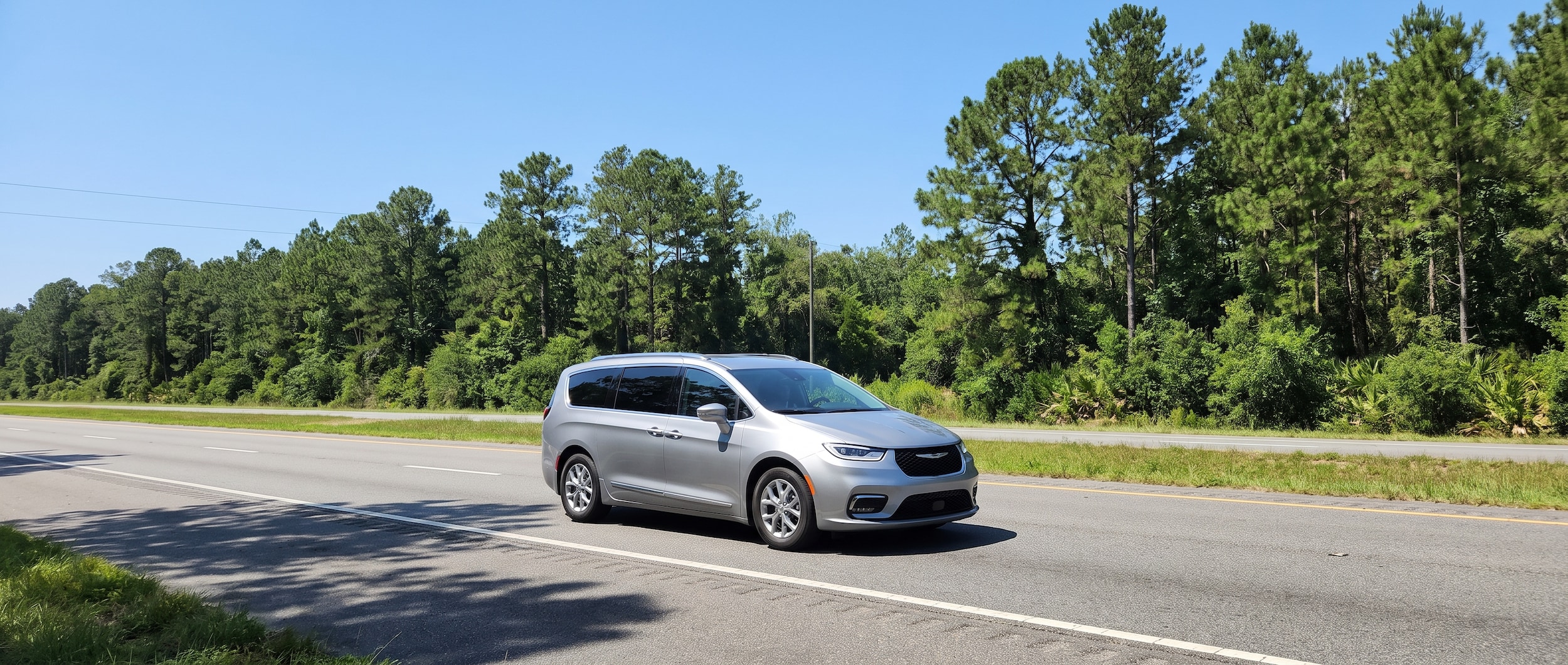 2026 Chrysler Pacifica on I-10 in North Florida on a summer road trip from Panama City to Jacksonville