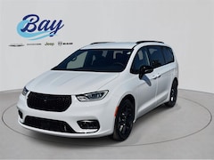 2026 Chrysler Pacifica SELECT Passenger Van