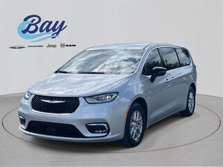 2026 Chrysler Pacifica SELECT Passenger Van