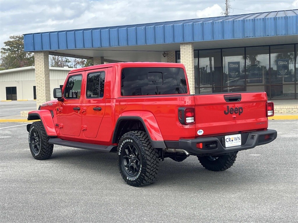 2025 Jeep Gladiator Sport photo 3