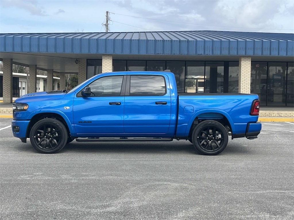 New 2026 Ram 1500 LARAMIE CREW CAB 4X4 5'7 BOX Pickup