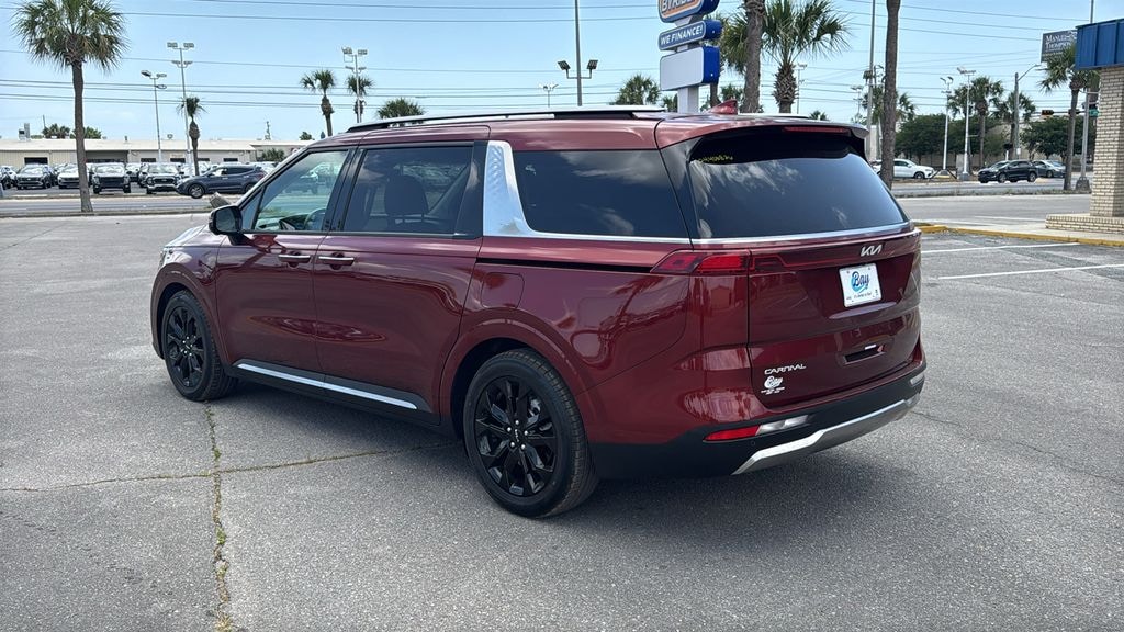 Used 2024 Kia Carnival SX Prestige MPV