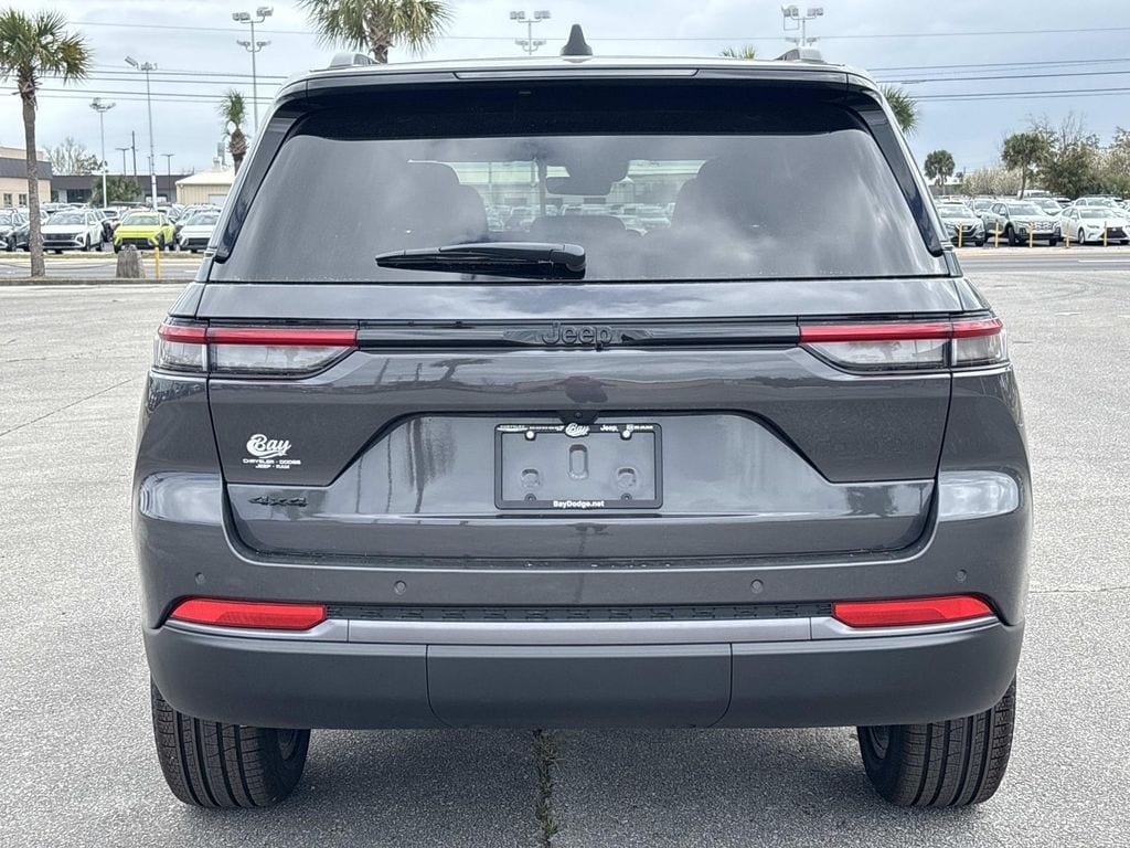 New 2026 Jeep Grand Cherokee LIMITED 4X4 Sport Utility