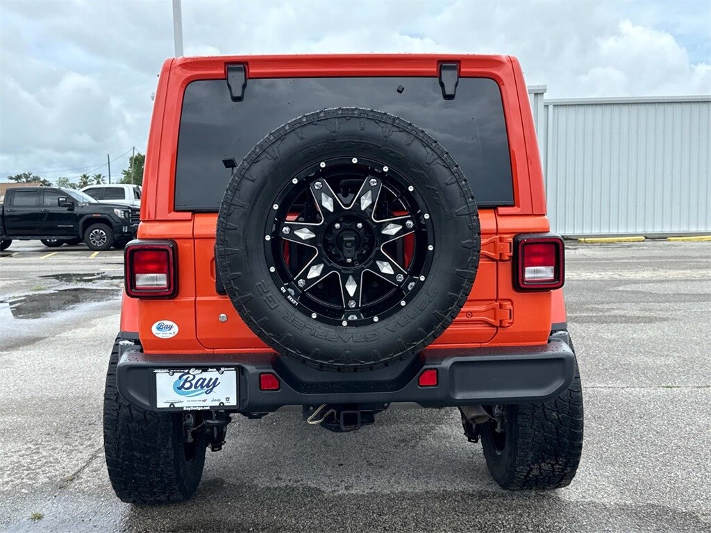 2018 Jeep Wrangler Unlimited Sahara photo 4
