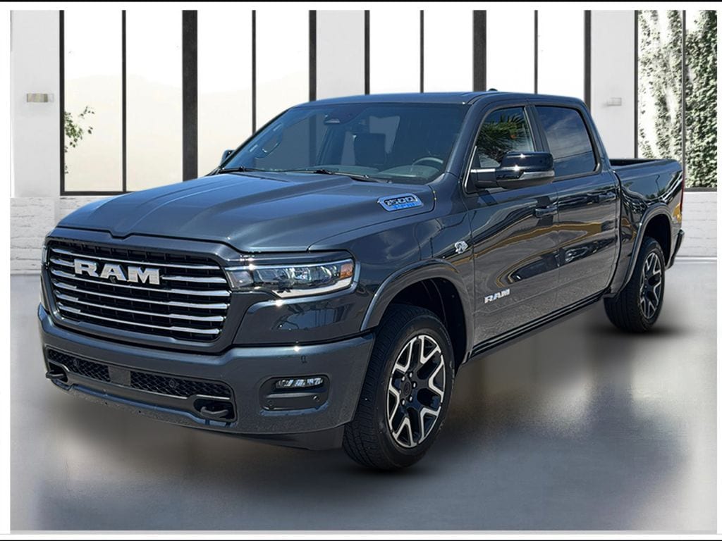 New 2026 Ram 1500 LARAMIE CREW CAB 4X4 5'7 BOX Pickup