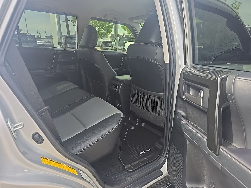 2021 Toyota 4Runner SR5 Premium - Photo 18