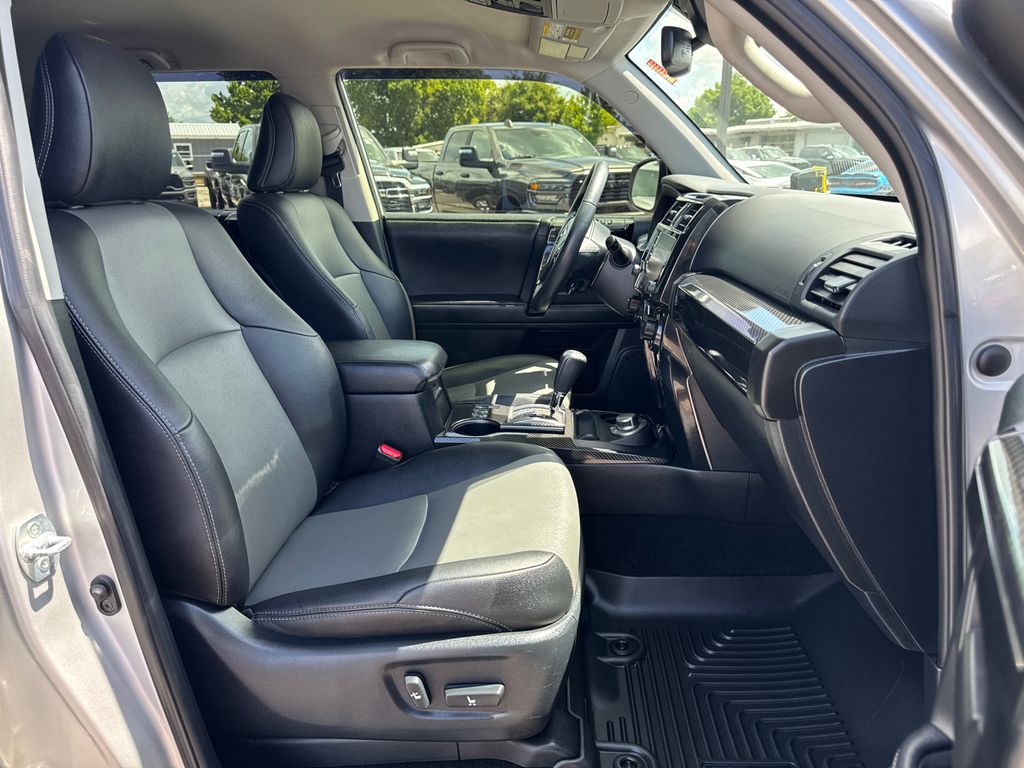 2021 Toyota 4Runner SR5 Premium - Photo 19