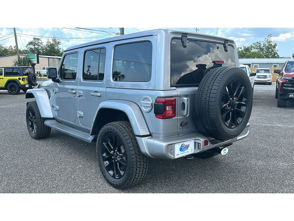 Used 2020 Jeep Wrangler Sahara High Altitude Sport Utility