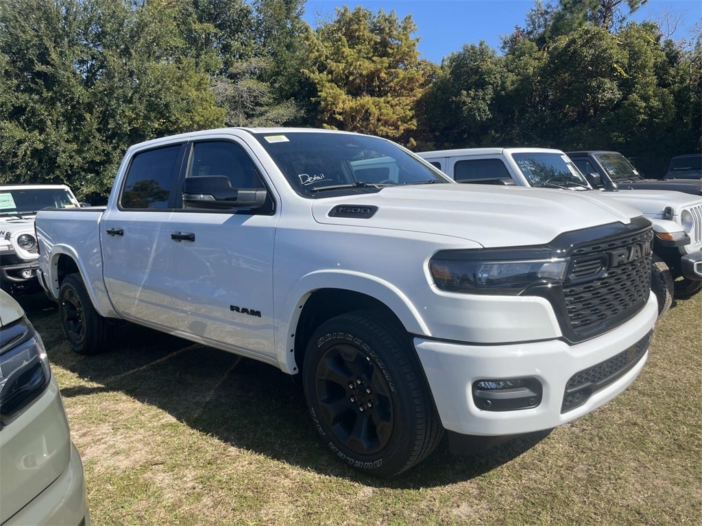 New 2026 Ram 1500 BIG HORN CREW CAB 4X2 5'7 BOX Pickup