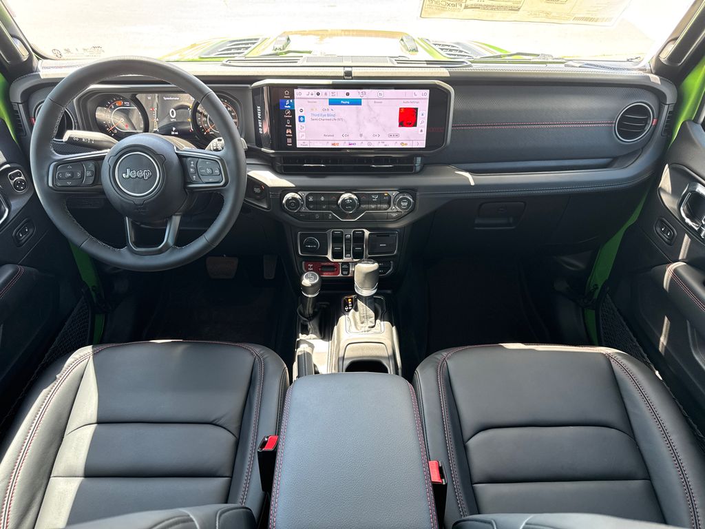 2025 Jeep Wrangler 4-Door Rubicon - Photo 15